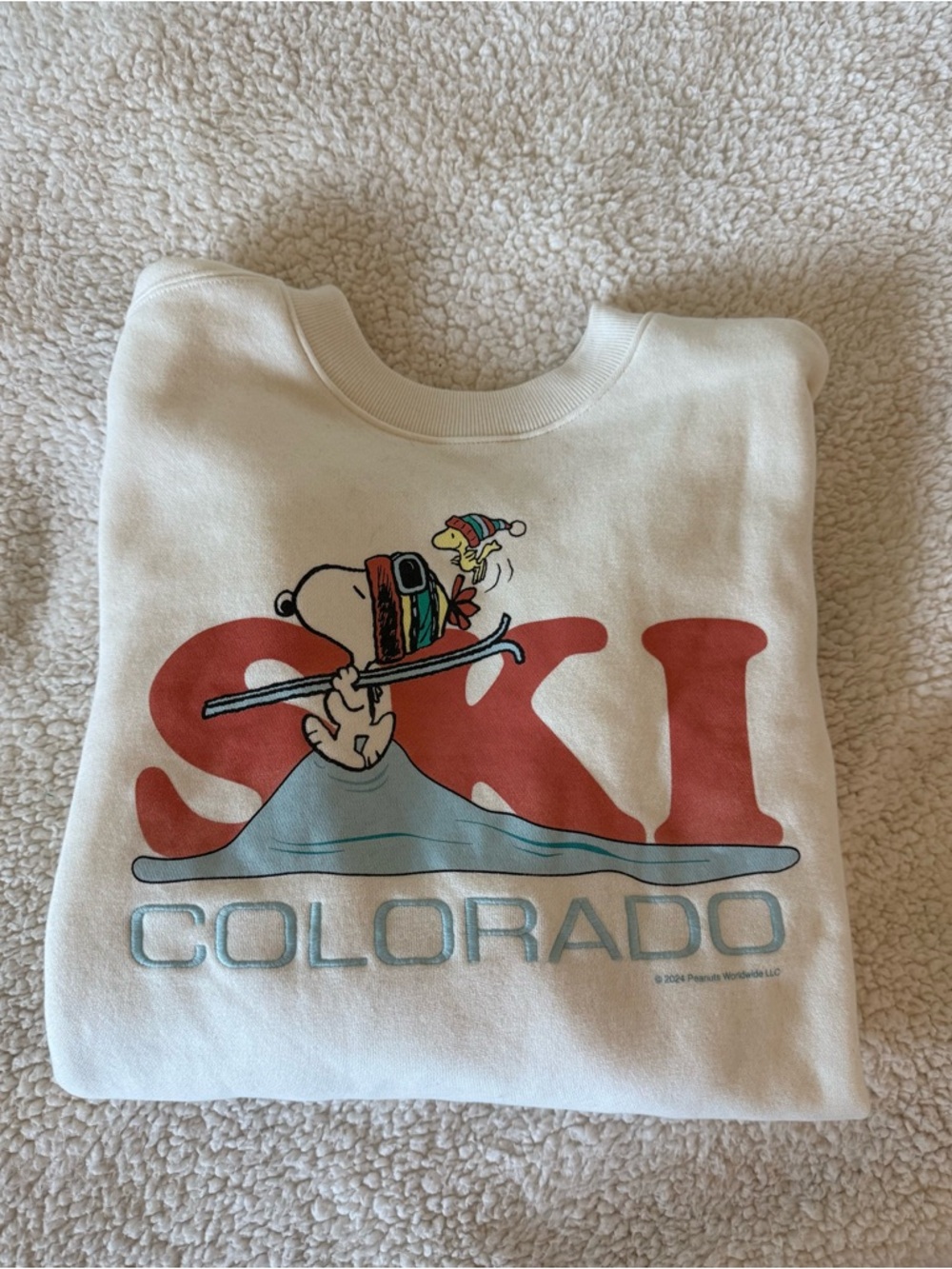 Hollister Snoopy Woodstock Ski Colorado Cozy Soft Cream Sweatshirt Unisex L NWT